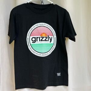 GRIZZLY short sleeve tee shirt ◾️ NWOT